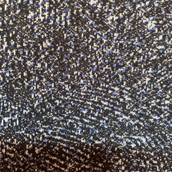 Lululemon Wunder Under Crop - Picture 4 of 6